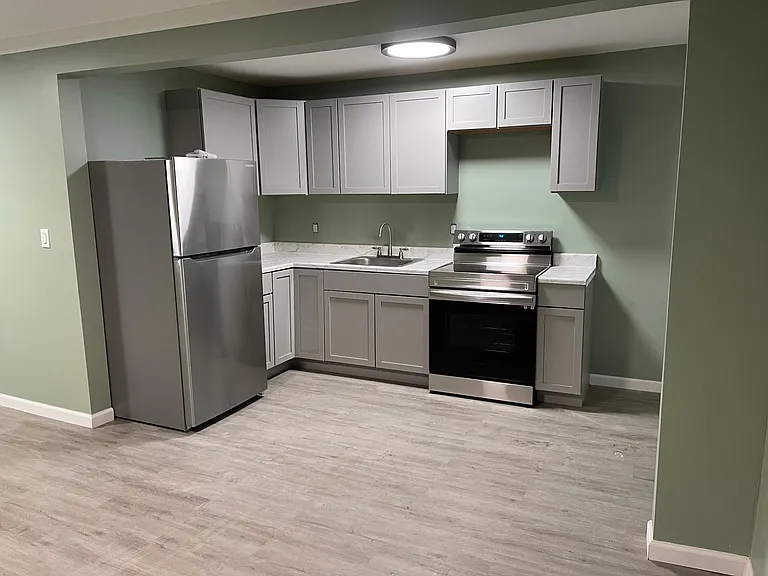 139 Winslow St #5 — Photo 1