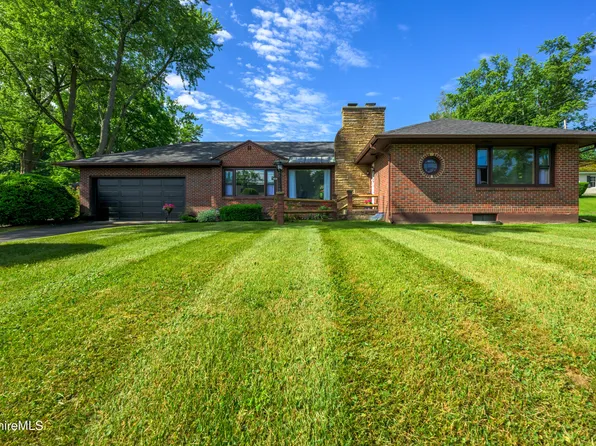 408 Pomeroy Ave, Pittsfield, MA 01201