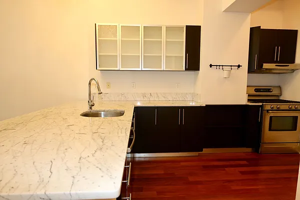 Sold by Keller Williams NYC | media 15