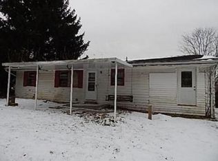 107 Meadowbrook Dr, Industry, PA
