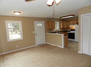 5th image of 3911 W Indian Creek Dr