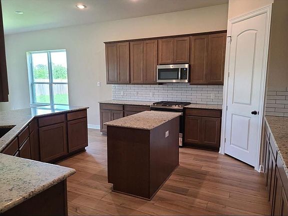 5th image of 1516 Lake Mija Ct