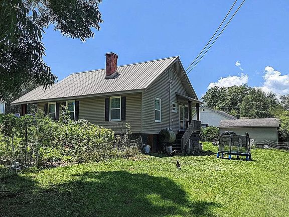 3rd image of 14 Clemson St