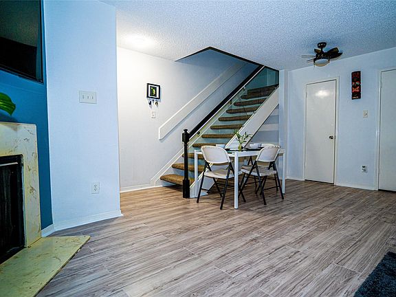 2nd image of 1515 Sandy Springs Rd APT 1001