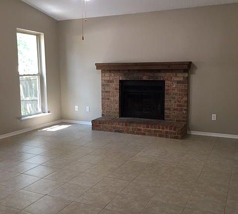 3rd image of 3726 Dowell Dr