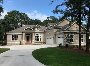 712 Colonial Dr, Hilton Head Island, SC 29926