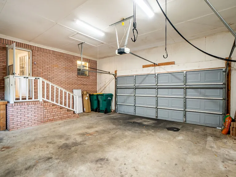 2823 Lake Silver Rd — Photo 41