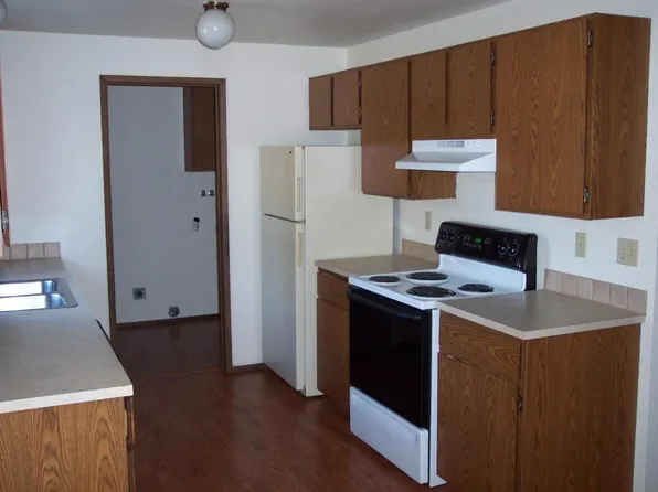 122 R St SE #A, Auburn, WA 98002