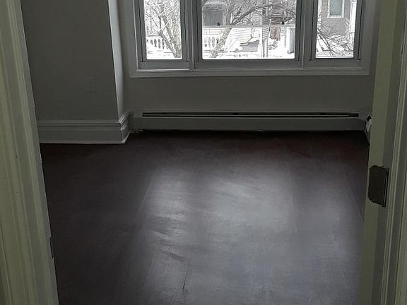 4th image of 247 249 Amherst St
