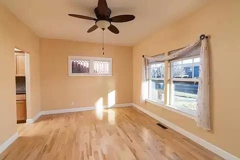 4th image of 61207 Fairfield Dr