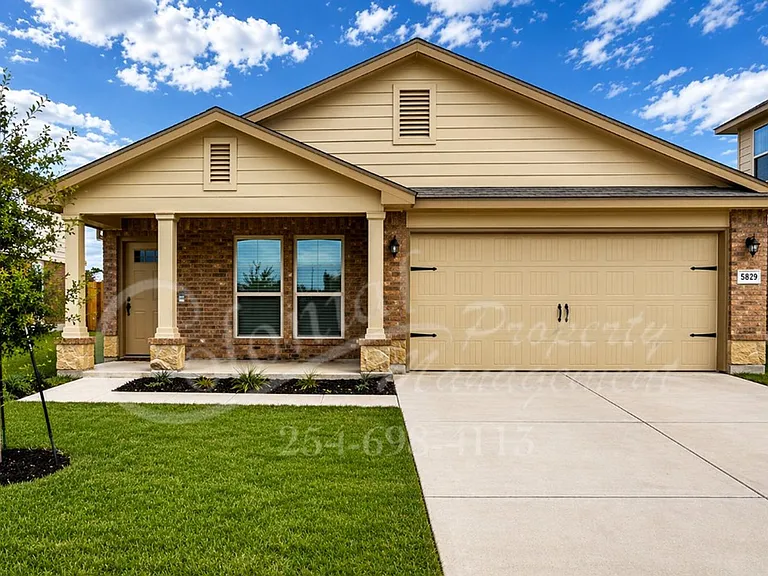 5829 Huntington Dr — Photo 1