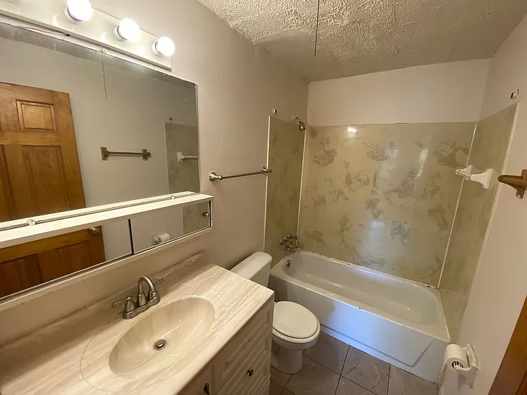 E 15th Ave 325 TPP — Photo 8