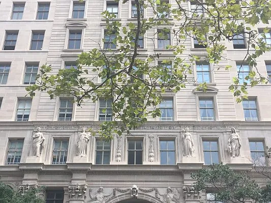 Rented by Compass | media 59