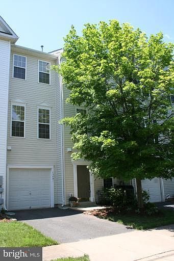 1st image of 13491 Stanton Pl