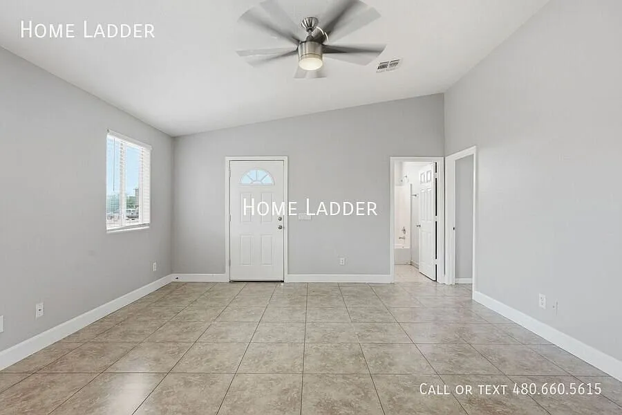 Move In Special - Updated 3-Bedroom Phoenix Duplex with Private Yard — Photo 3