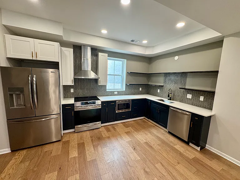 845 Blossom Way — Photo 4