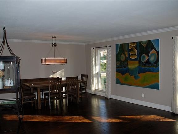 4th image of 8517 Bacardi Dr