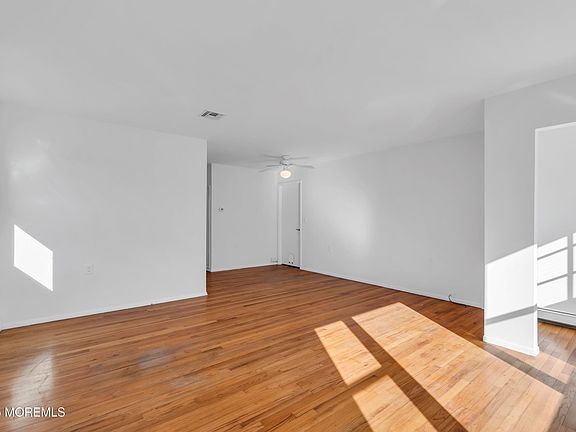 2nd image of 31 Buttercup Court
