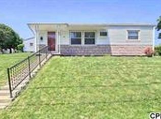 300 R St, Steelton, PA 17113