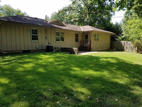 5th image of 6010 Rosewood Dr