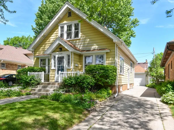 8108 Aberdeen COURT, Wauwatosa, WI 53213