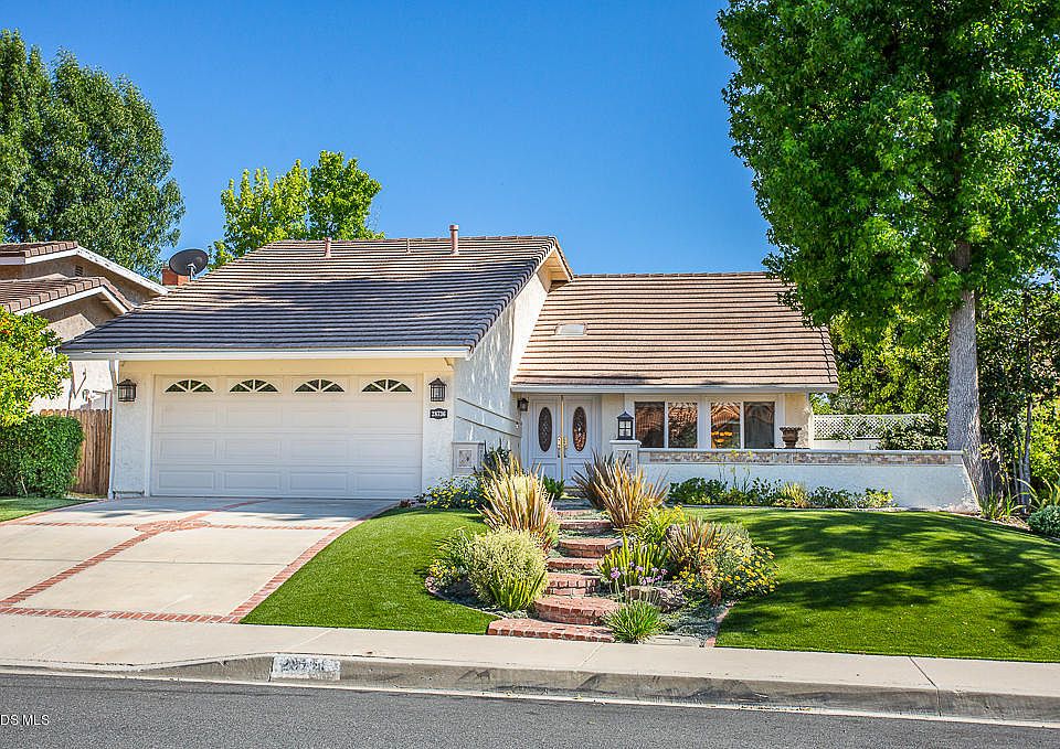 1st image of 28736 Timberlane St