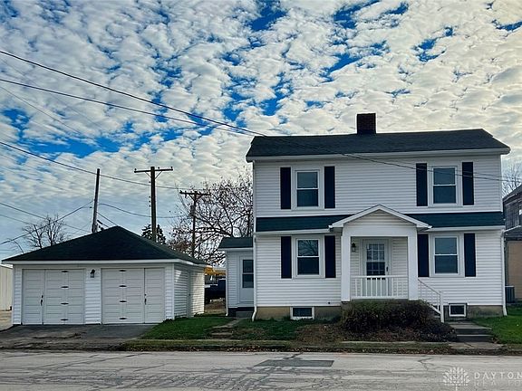 2nd image of 405 Walker St