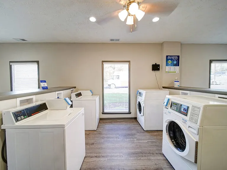Nova Ridge Apartments — Photo 16