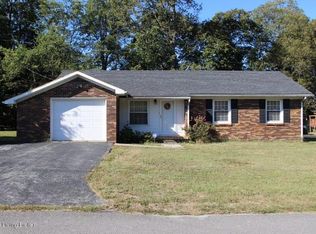 325 Wigwam Rd, Horse Cave, KY 42749