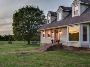 4396 Sowell Hollow Rd, Columbia, TN 38401