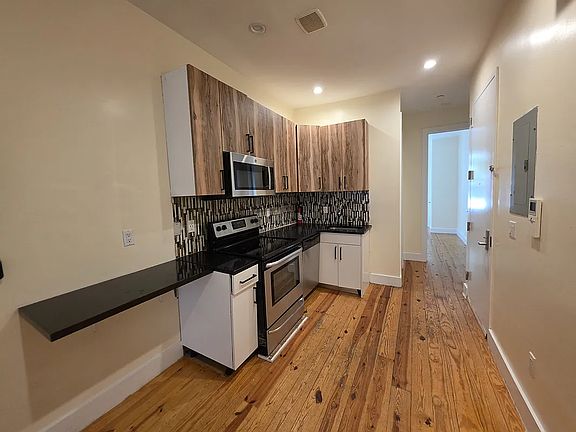 2nd image of 570 Evergreen Ave #1B