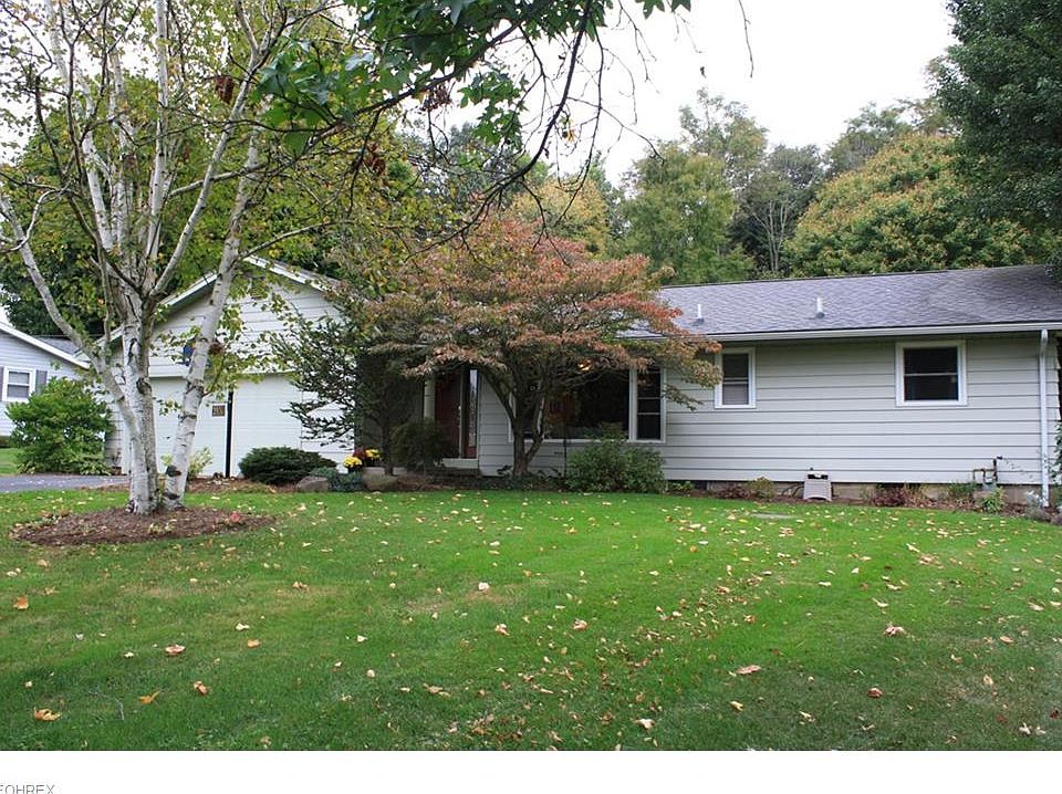 1st image of 2930 Meadowbrook Dr