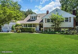 411 Butterfly Rd Photo 1