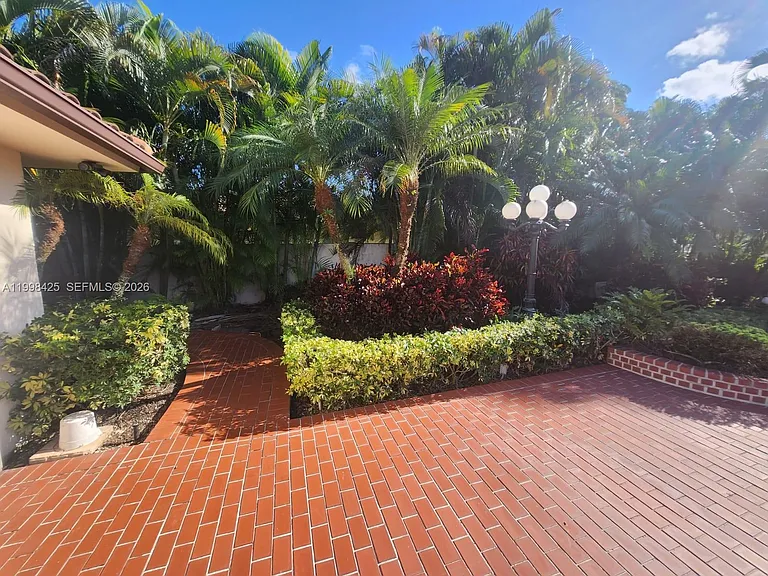 2980 SW 111th Ave — Photo 35