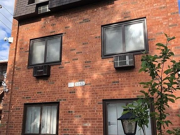 2nd image of 6163 N Leavitt St APT 1E