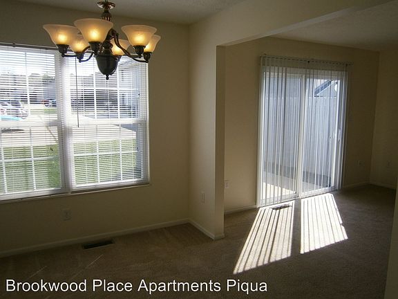 3rd image of 1405 Seidel Pkwy