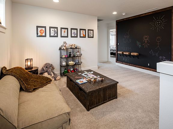 3rd image of 2912 S White Salmon Dr #4TNXZJ