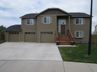 802 Quamash Ct, Airway Heights, WA 99001