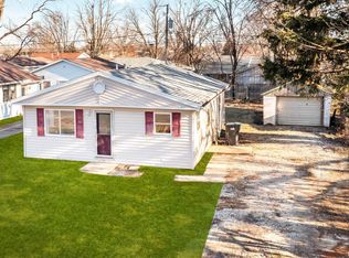 313 Powers Ave, Pekin, IL