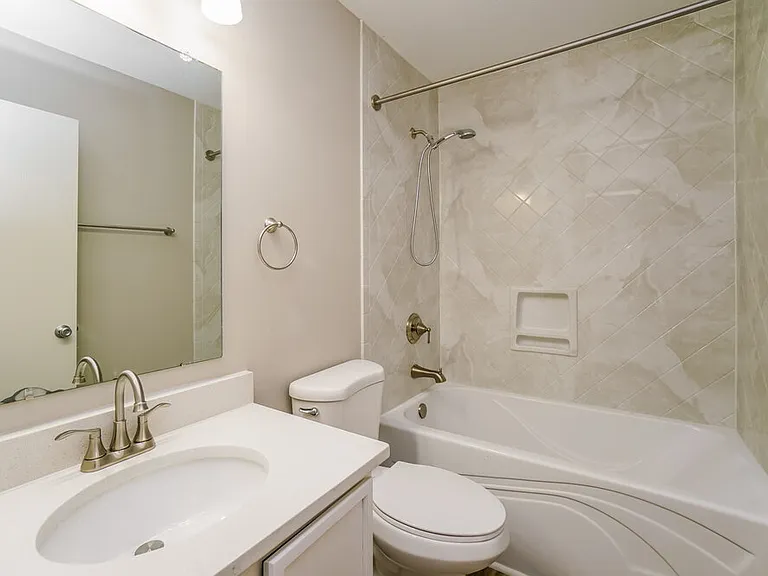 3421 Brook Spring Dr — Photo 15