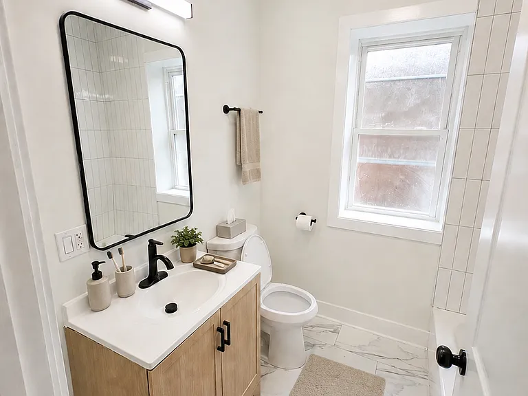 6807 S Artesian Ave #1 — Photo 3