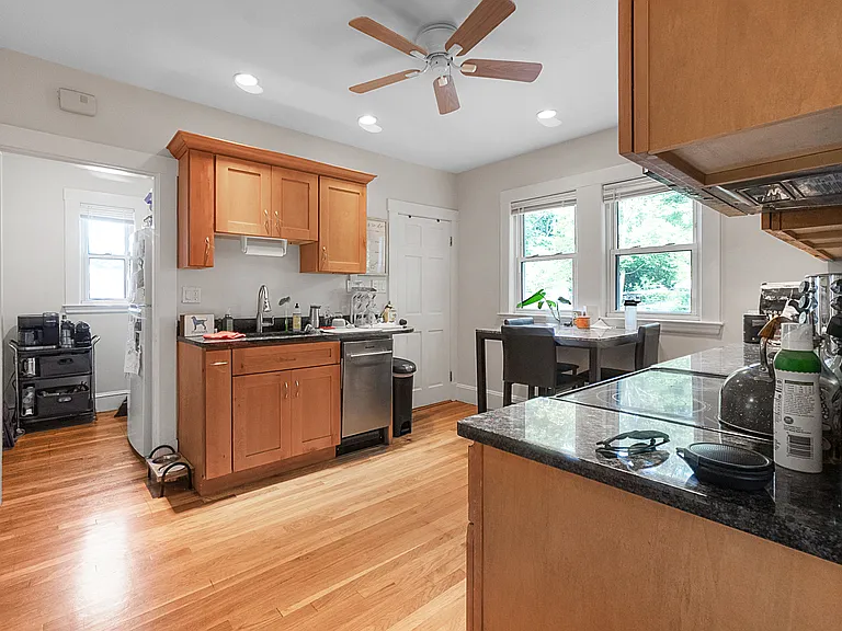 39 McDonald St #41 — Photo 2
