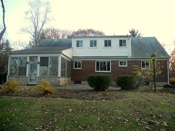 2nd image of 4076 Sunbeam Ave