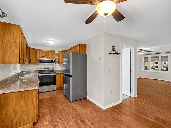 4th image of 68 Forrest Street #7A
