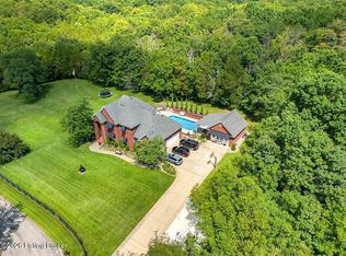 368 Cedar Lake Dr, Taylorsville, KY 40071