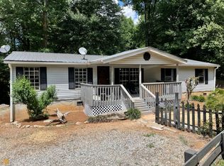 311 Pansey Dr, Cleveland, GA 30528
