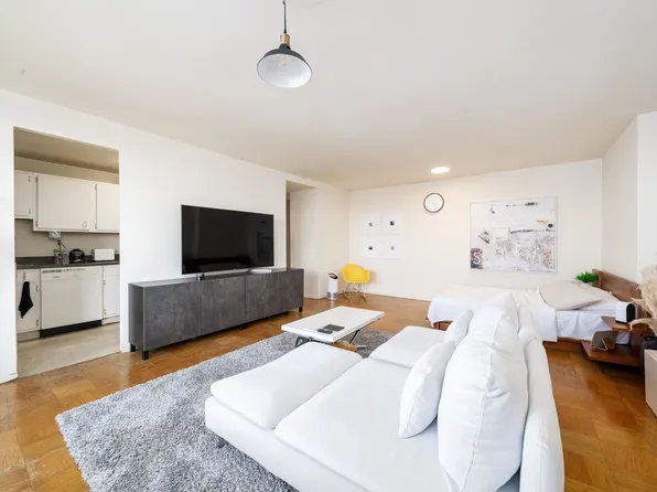 6040 Boulevard East APT 8L, West New York, NJ 07093