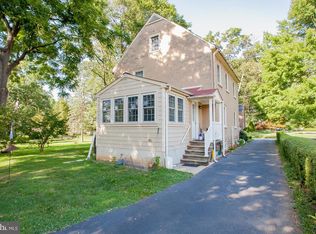 857 Meadow St, Flourtown, PA 19031