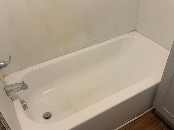 3rd image of 919 Wilmington Ave