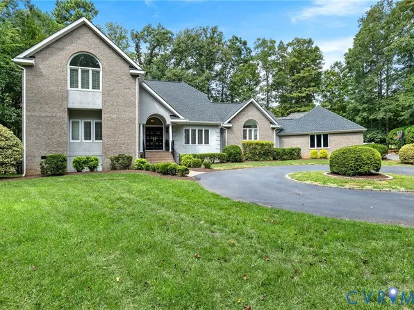 17 Quail Run Dr, Manakin Sabot, VA 23103
